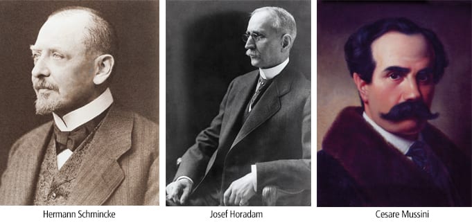 Ustanovni očetje podjetja Schmincke: Hermann Schmincke in Josef Horadam. Na desni, firenški profesor Cesare Mussini.